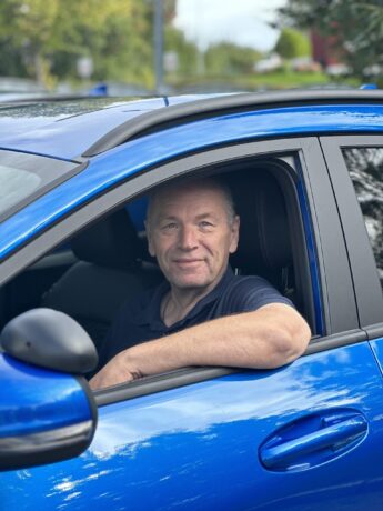 Bjørn Hansen er ansatt hos Sørby Trafikkskole Drift AS