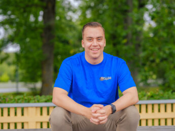 Endre Eiklid Bratberg er ansatt hos Klart Du Kan Trafikkskole AS